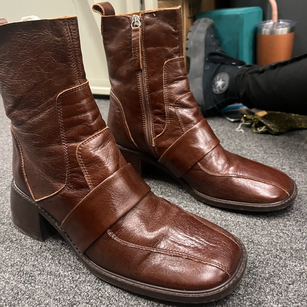 Brown Leather Riding Boot - Picture 2 of 5